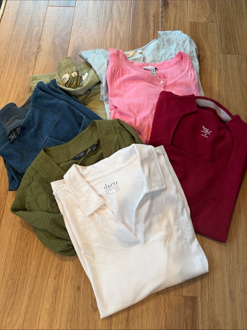 Isaac Mizrahi and other brands  Mystery combo. 7 items total  size XL All new